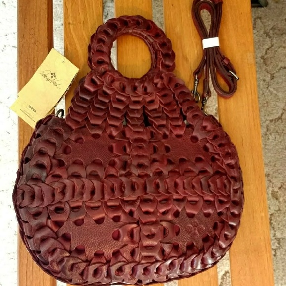 patricia nash chain link